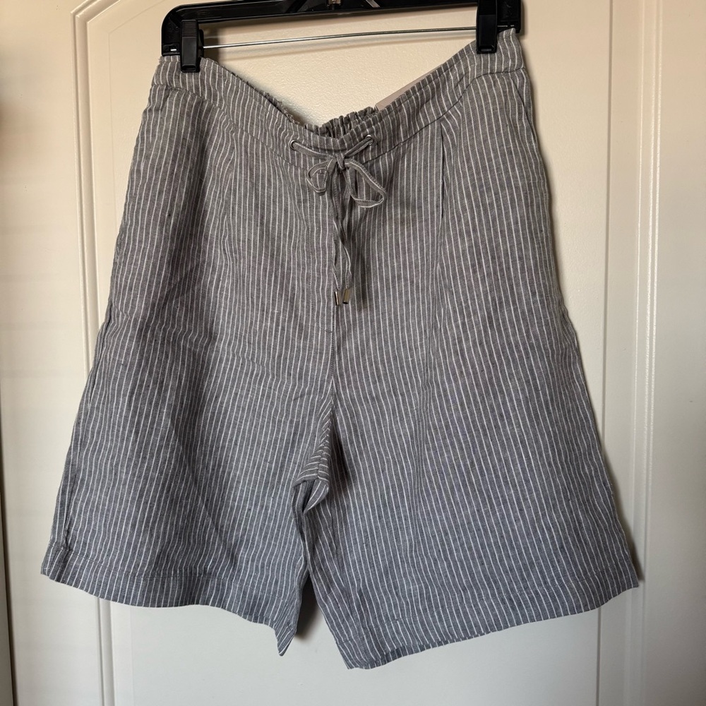 Chico’s Striped Gray Drawstring Shorts with pockets NWT cabincore, backyard bbq, - Picture 3 of 12